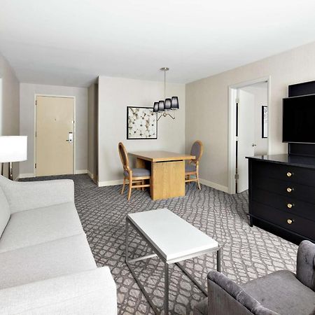Doubletree Suites By Hilton Charlotte/Southpark Exterior foto
