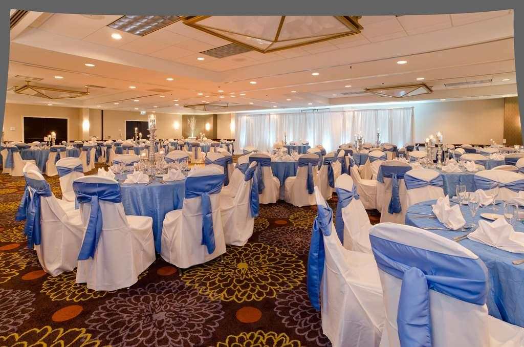 Doubletree Suites By Hilton Charlotte/Southpark Facilități foto