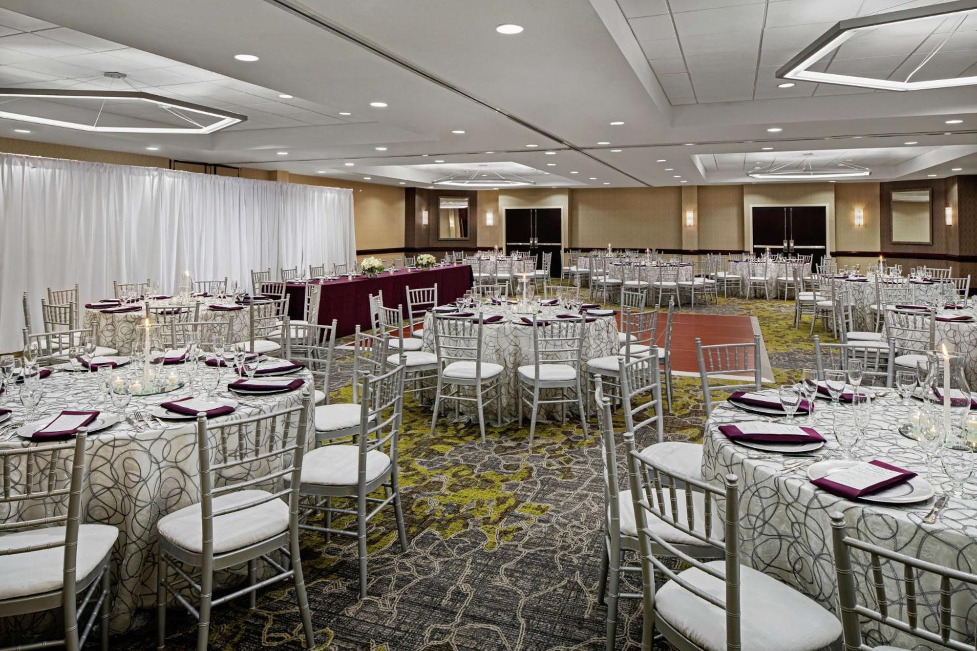 Doubletree Suites By Hilton Charlotte/Southpark Exterior foto