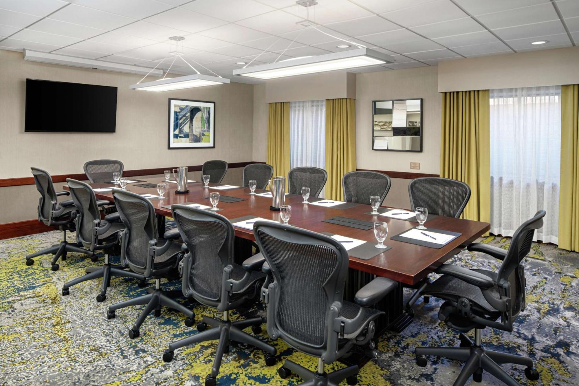 Doubletree Suites By Hilton Charlotte/Southpark Exterior foto